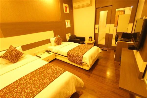 Princess Hotel Ankleshwar Exterior foto